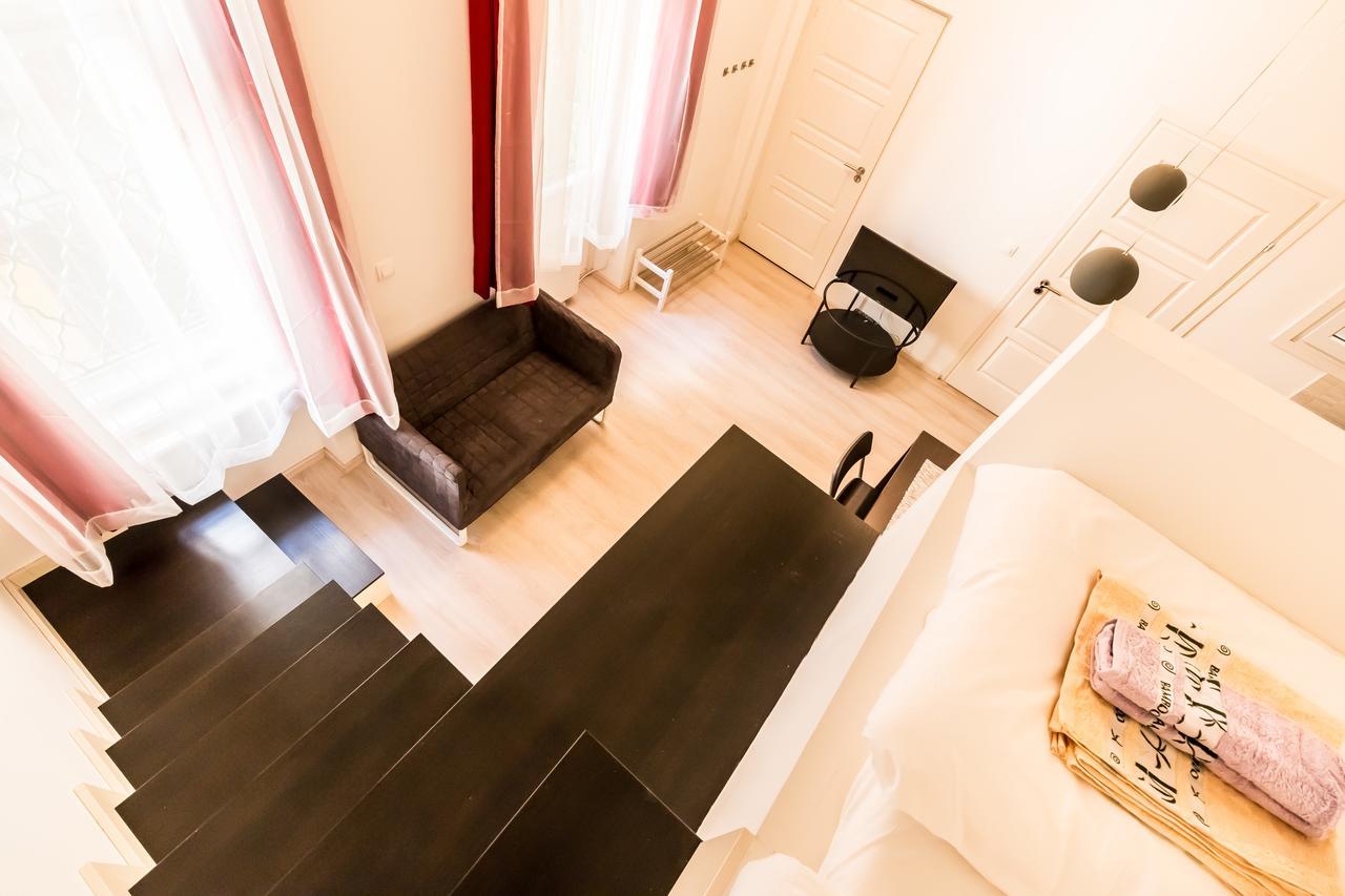 Mickey'S Flat Close To Budapest Whale Apartment Exterior photo